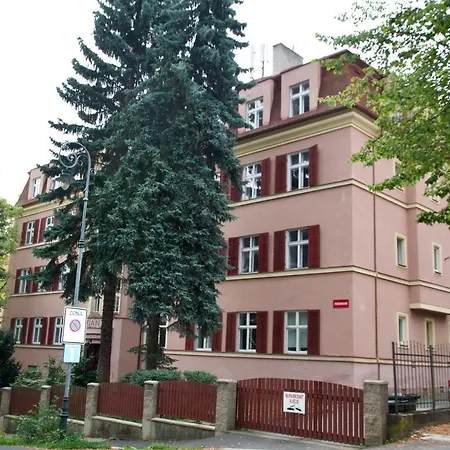 Appartement Apartman Vladimir Podebradska 1279 *