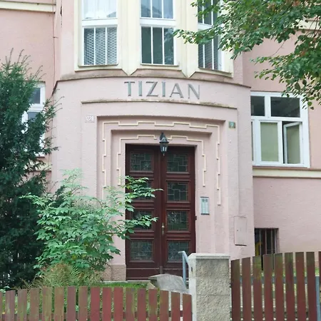 Apartman Vladimir Podebradska 1279 Apartment Karlovy Vary